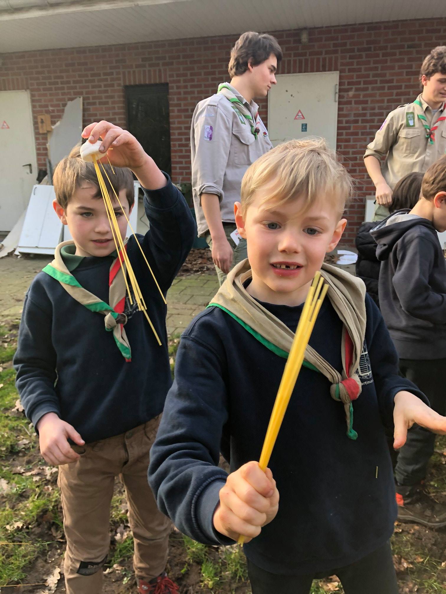 Sint-Martinus den XIIde - Wetenschapsspel Kapoenen Kiewit